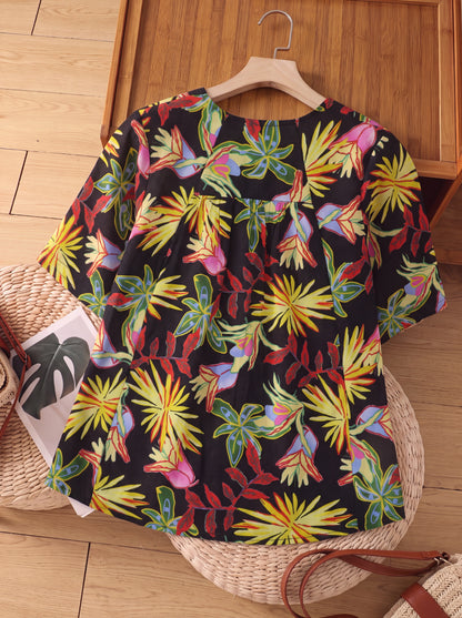 Women's Cotton digital print top, v-neck, short sleeve, regular fit - back view - Clothinco