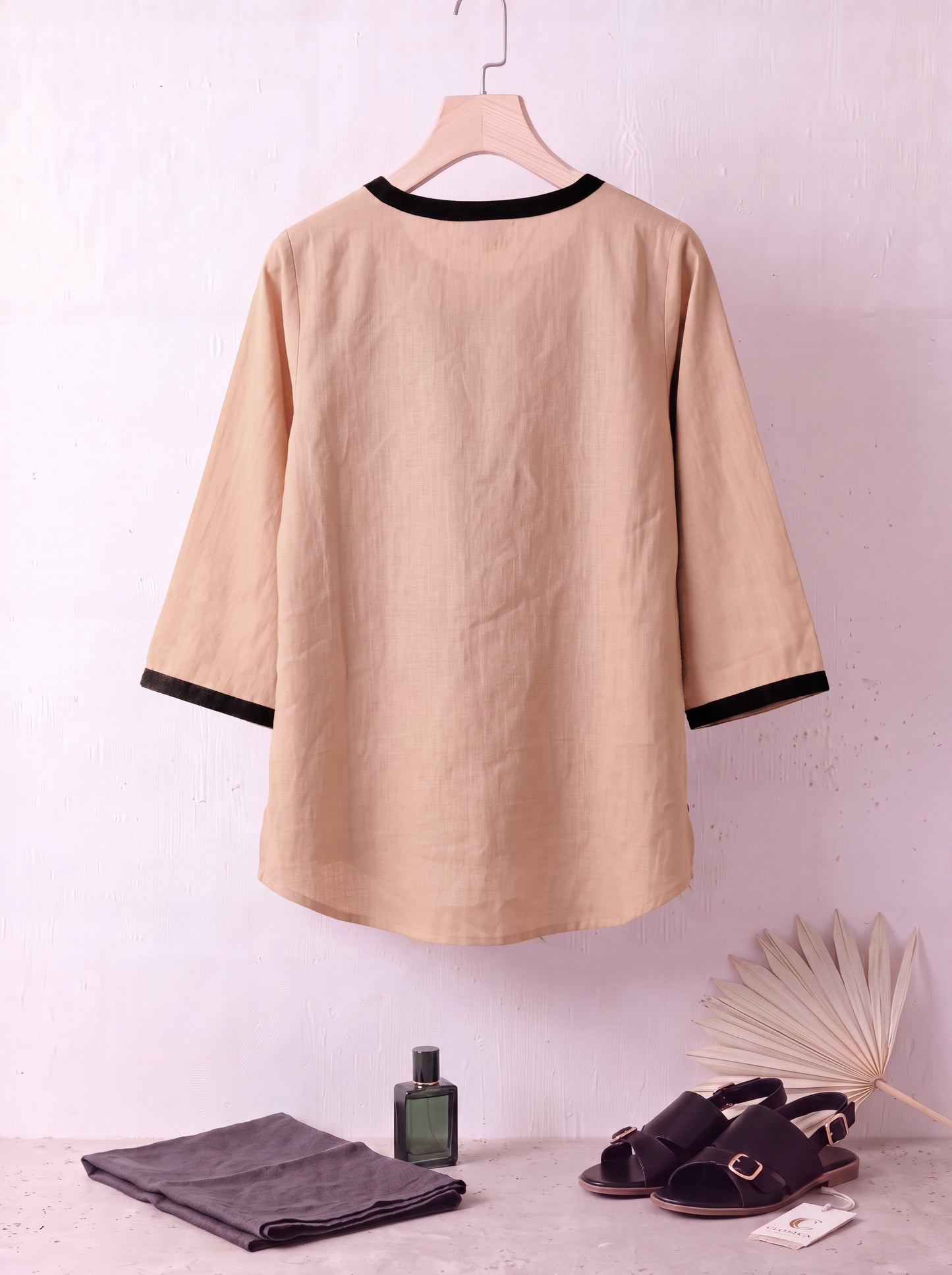 Pure Cotton V-Neck Tops With Contrast Black Detailing